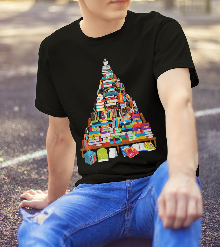 Librarian Christmas Books Tree With Stacked Book Decorations And Festive Holiday Lights T-Shirt