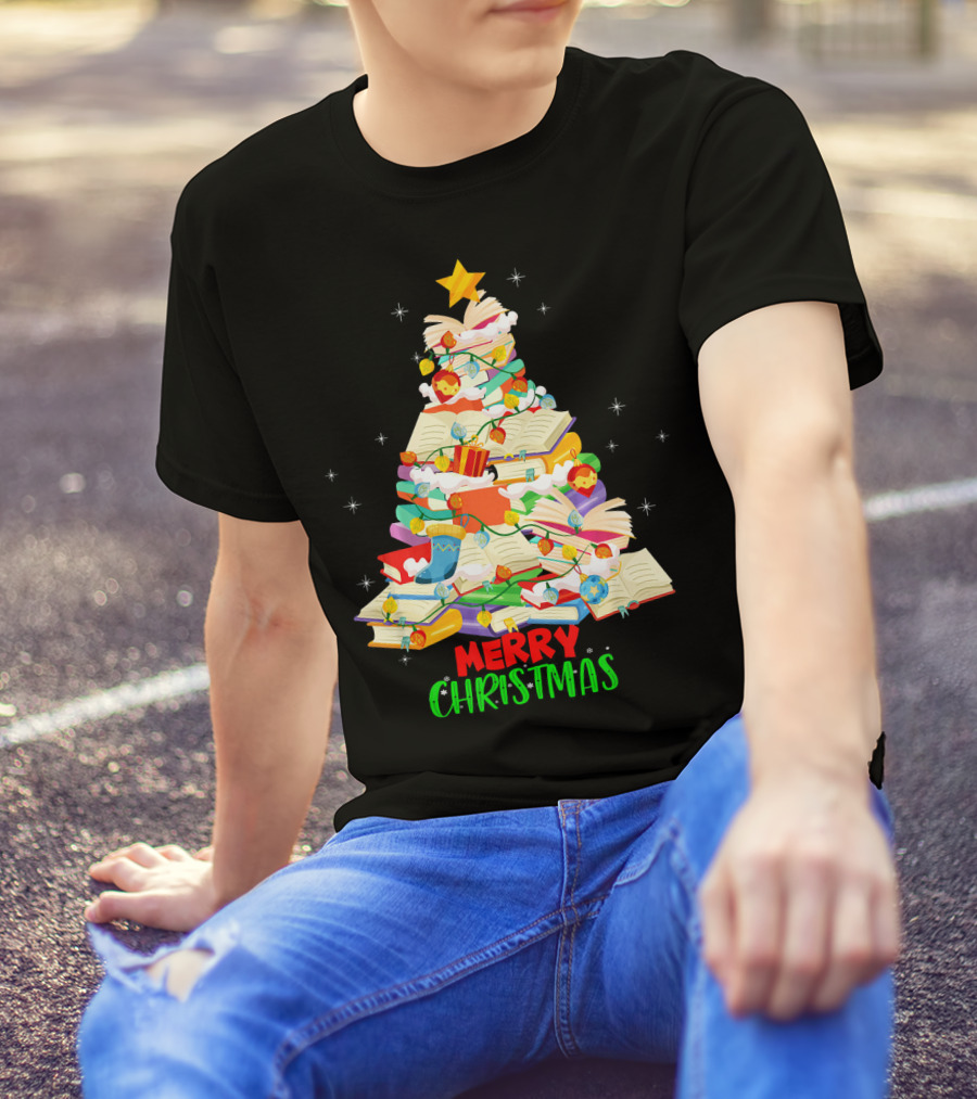 Merry Christmas Reading Book Lover Xmas Tree Librarian T-Shirt