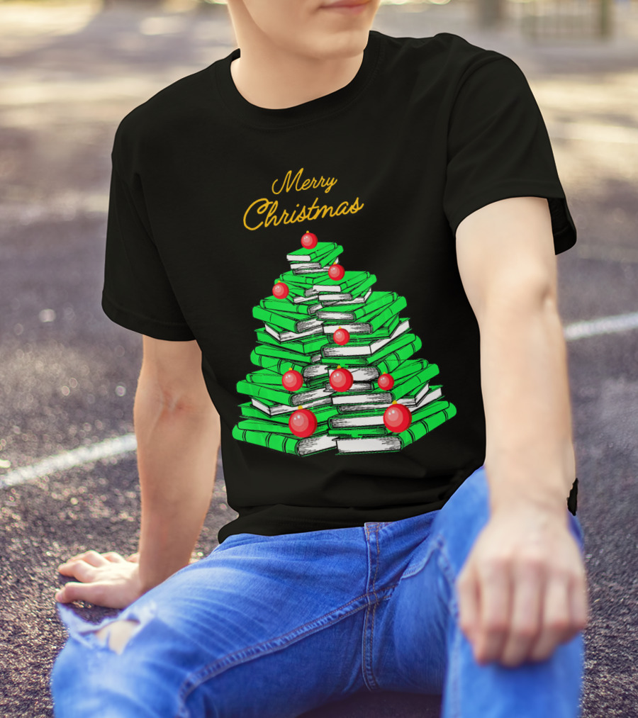 Merry Christmas Tree Books Love Reading T-Shirt