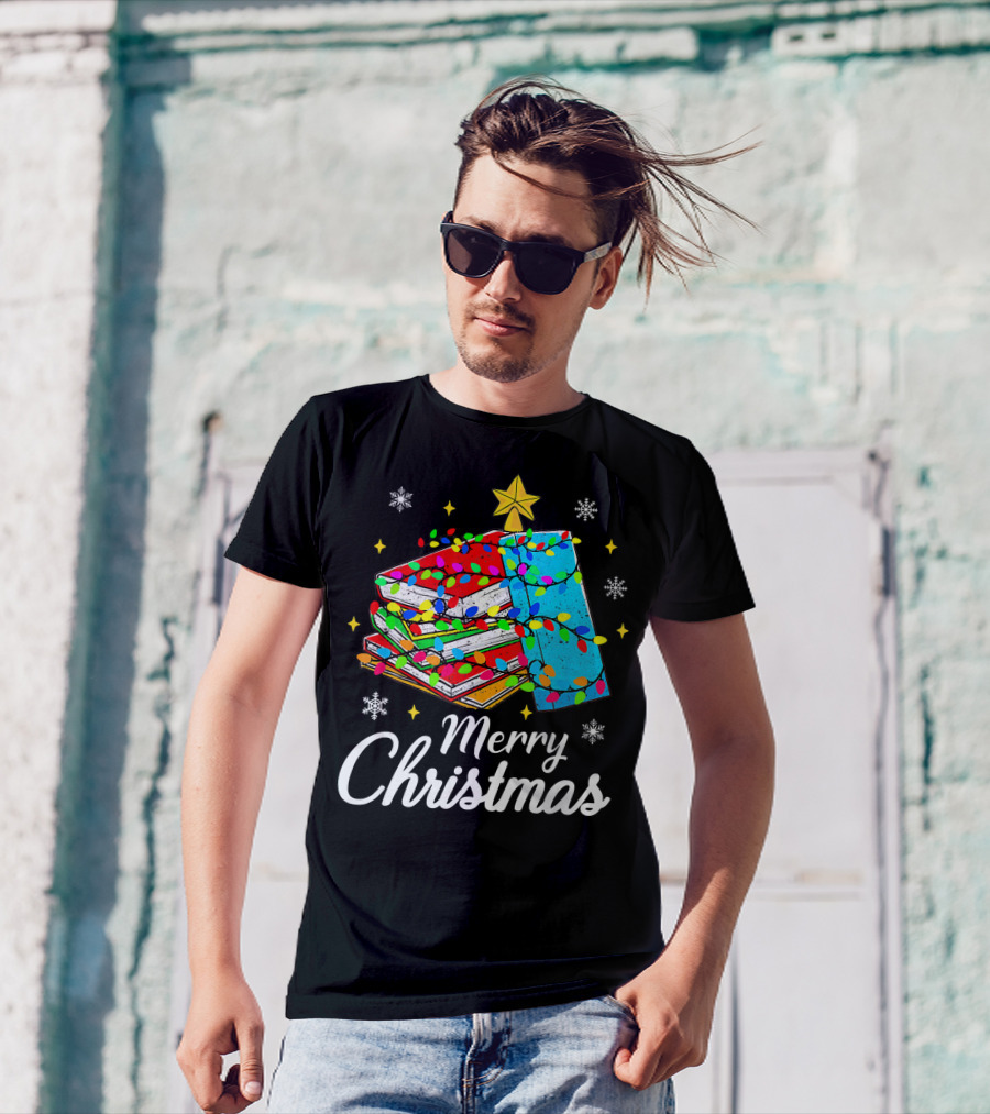 Merry Christmas Books Tree Funny Librarian Festive Holiday T-Shirt