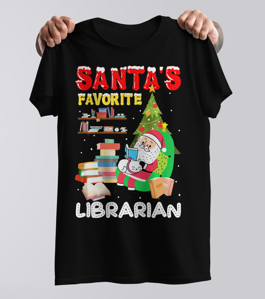 Santa's Favorite Librarian Christmas Holiday Santa Reading With Books And Tree T-Shirt