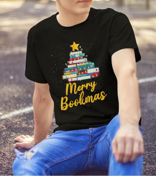 Merry Bookmas Funny Christmas Tree Made Of Books T-Shirt