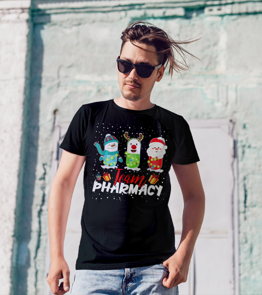Team Pharmacy Pills Snowman Santa Reindeer Christmas T-Shirt