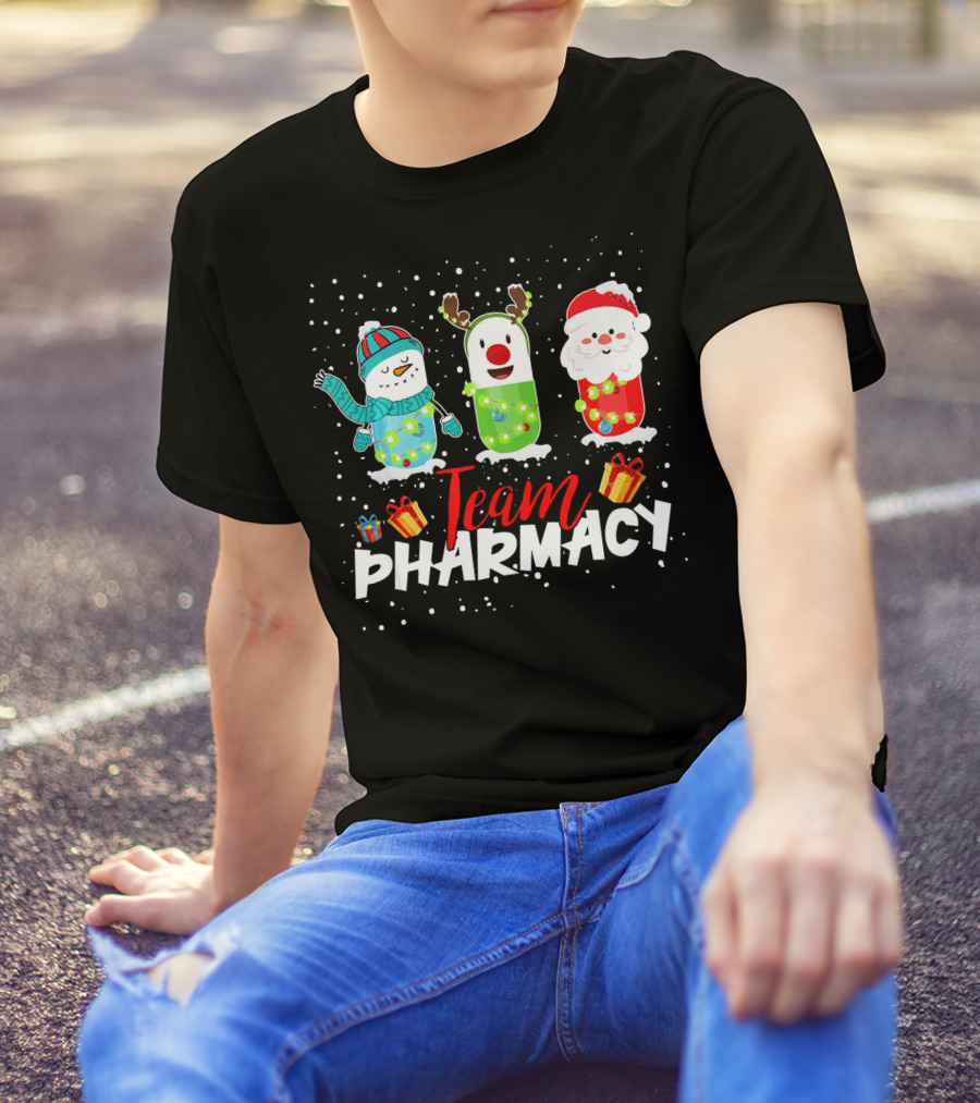 Team Pharmacy Pills Snowman Santa Reindeer Christmas T-Shirt