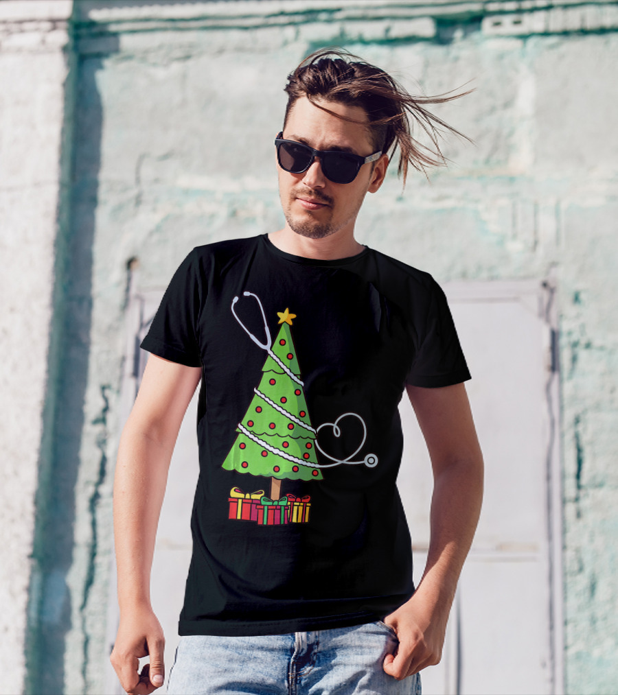 Stethoscope Doctor Medical Christmas Tree With Festive Presents T-Shirt
