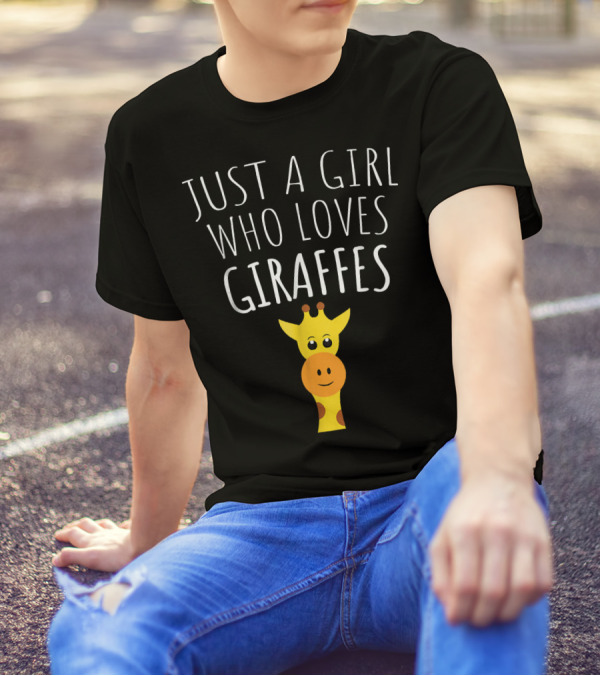 JUST A GIRL WHO LOVES GIRAFFES CUTE GIRAFFE FACE T-Shirt