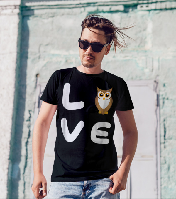Love OWLS Cute Funny OWL T-Shirt