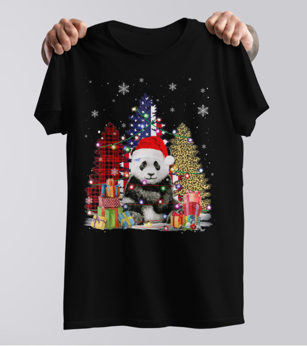Panda Santa Hat Christmas USA Flag Christmas Trees Gifts T-Shirt
