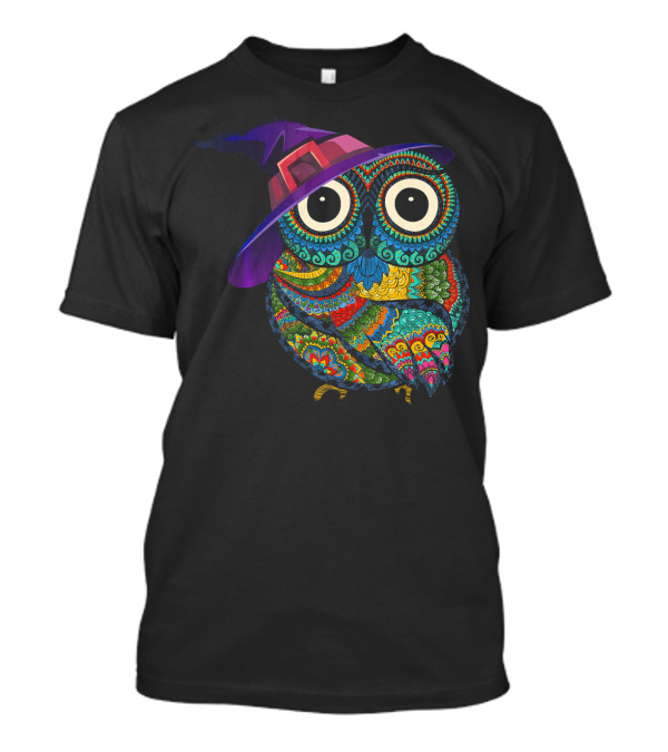 Vibrant Owl In Witch Hat For Halloween Costume Fun T-Shirt