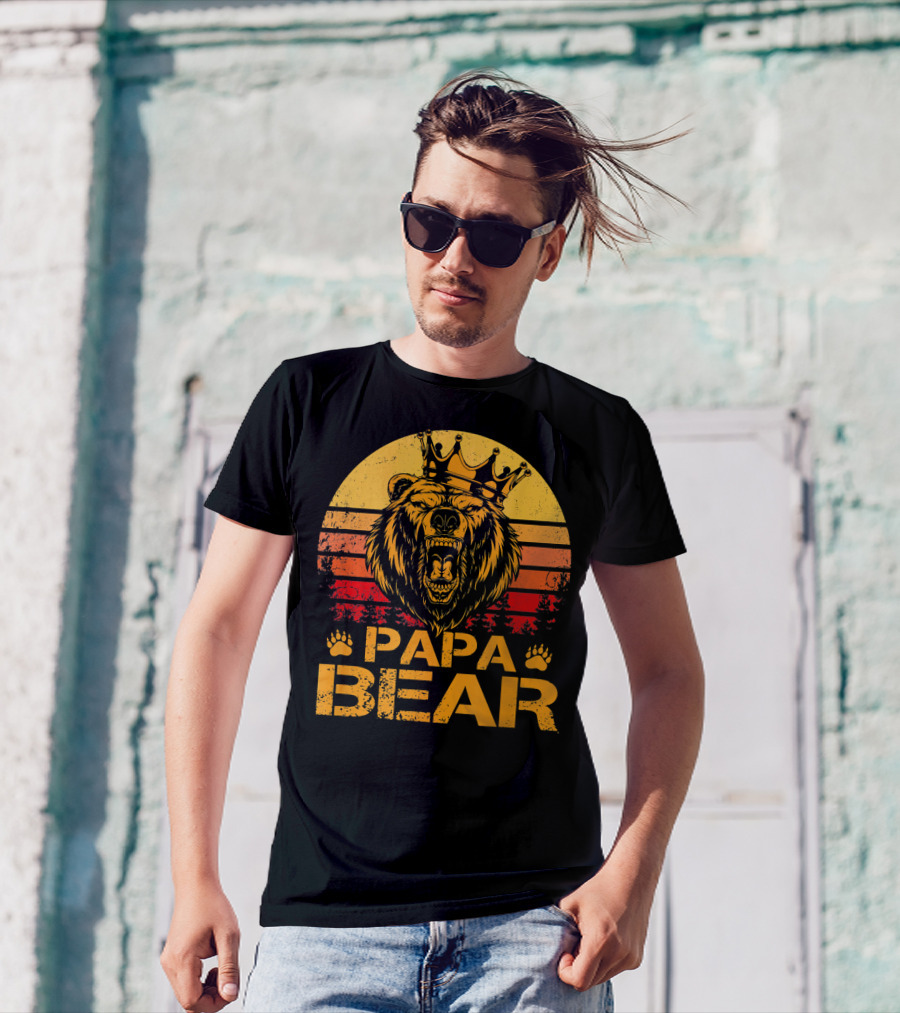 Papa Bear Funny Retro Style King Grizzly With Crown T-Shirt