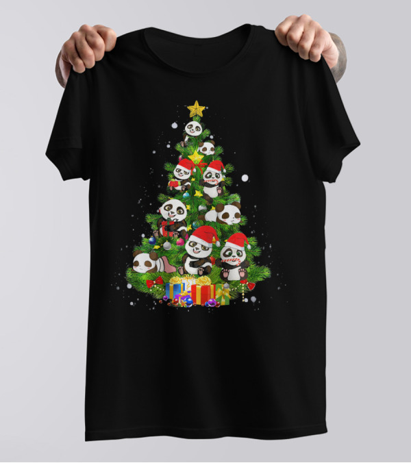 Panda Christmas Tree Xmas Wild Animal Festive Holiday Scene T-Shirt