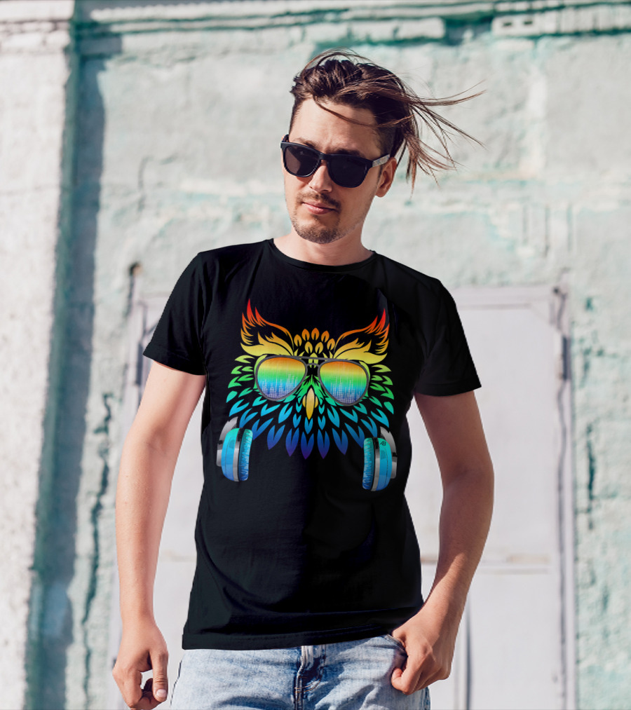 Owl Music Producer Rainbow Headphones Forest Cool T-Shirt