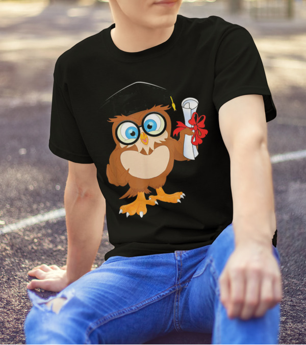 Owl Graduation Cap And Diploma Last Day T-Shirt