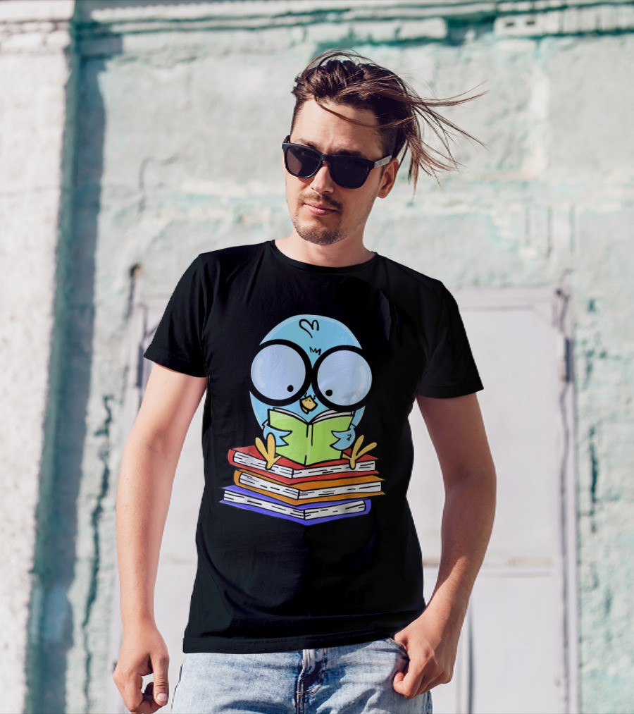 Owl Reading Books Magical Fun Reading T-Shirt