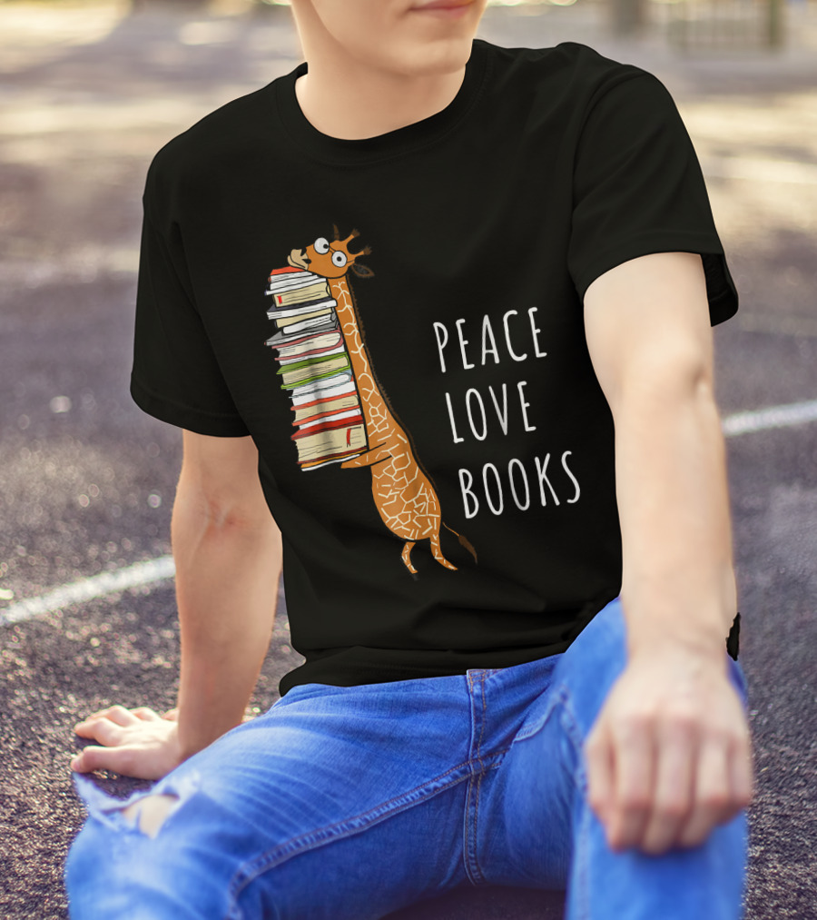 Peace Love Books Cute Giraffe With Bookworm T-Shirt