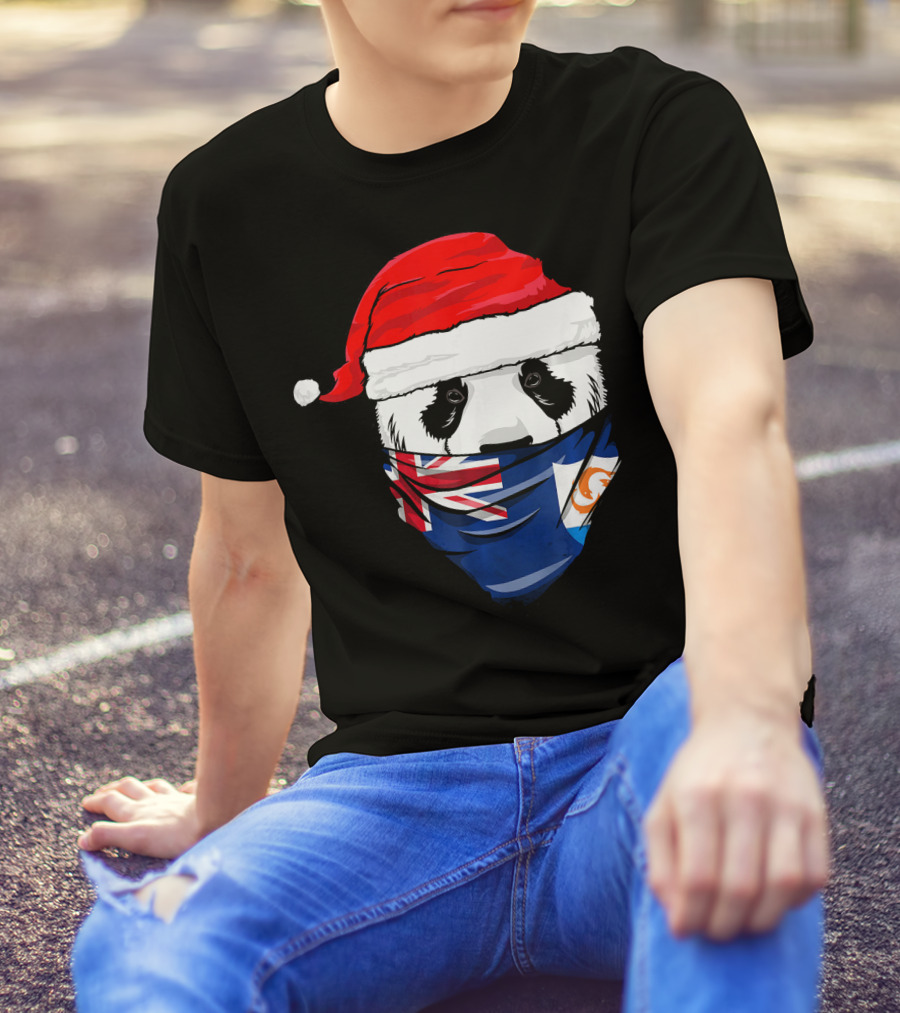 Panda With Santa Hat And Anguilla Flag Face Mask T-Shirt