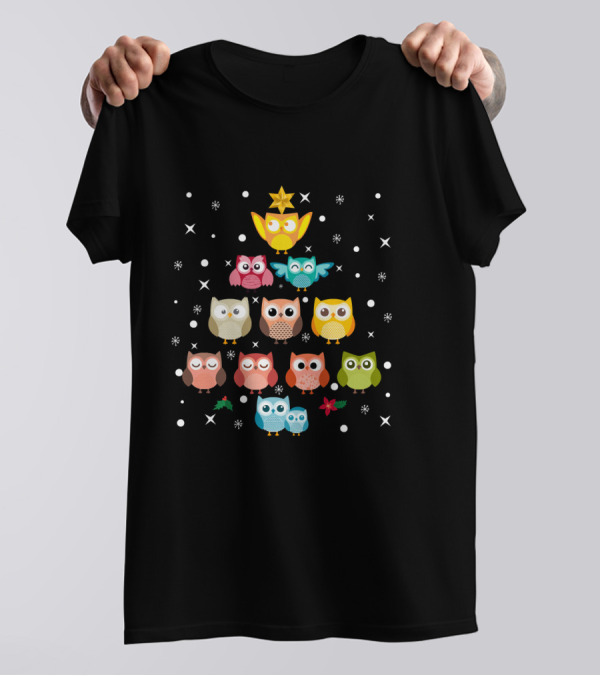 Christmas Tree Owls With Snowflakes And Stars T-Shirt