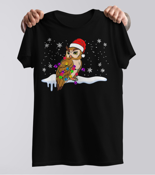 Owl Christmas Santa Hat String Lights Snowflakes T-Shirt