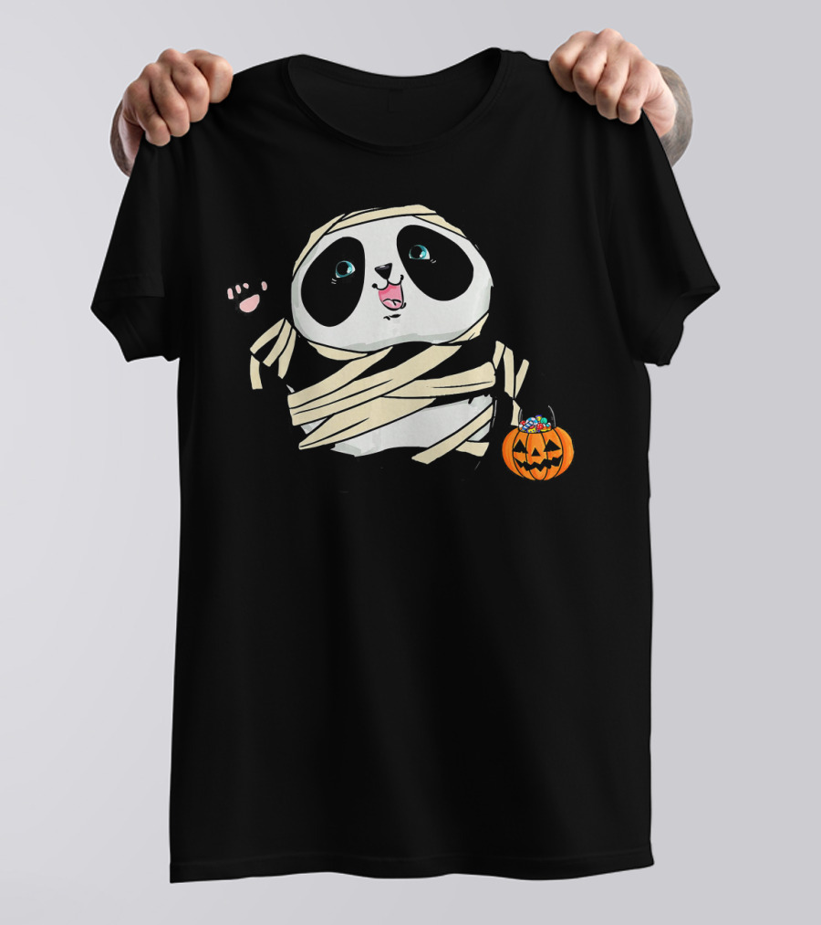 Panda Mummy Halloween With Jack O'Lantern Pumpkin T-Shirt
