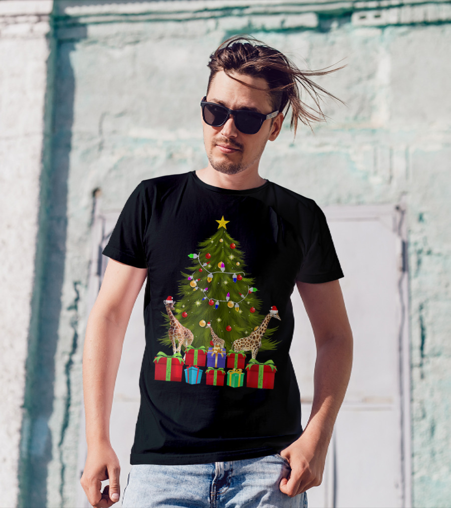 Santa Giraffes With Christmas Tree And Presents T-Shirt