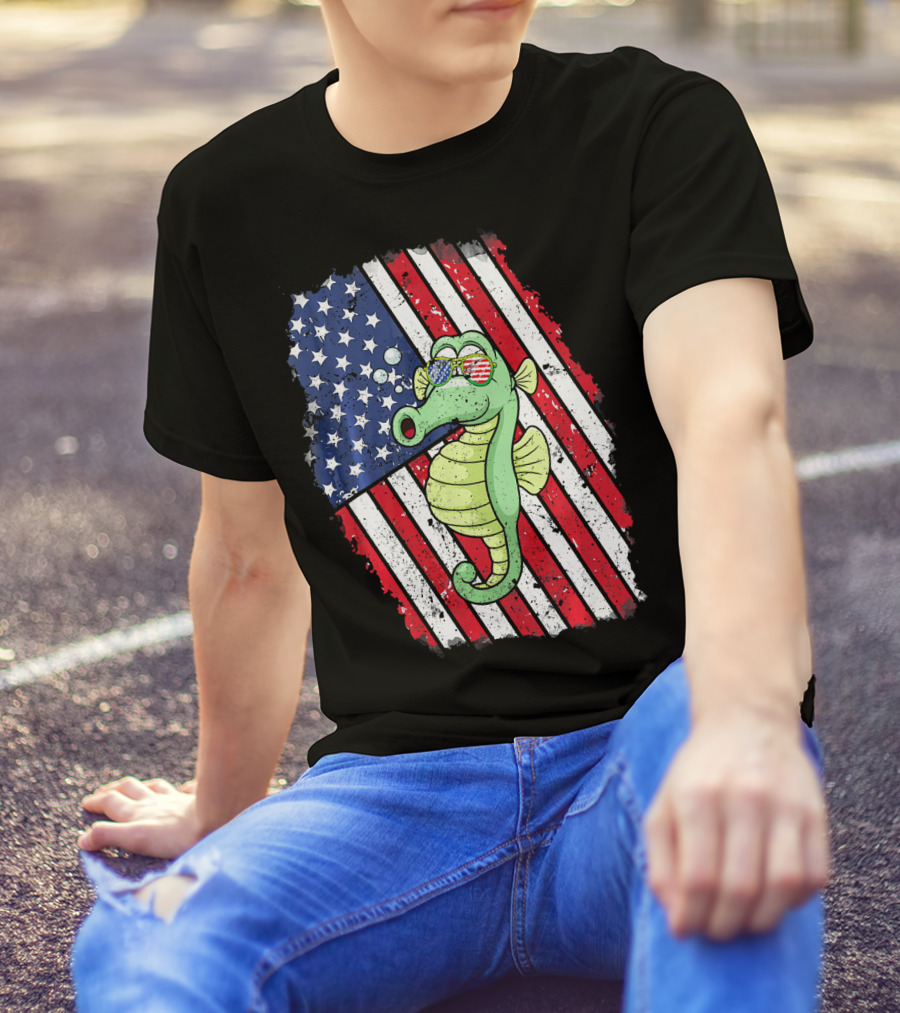 Seahorse Wearing Sunglasses With American Flag Background T-Shirt
