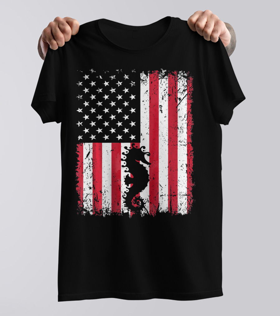 Vintage Seahorse American Flag Animals Patriotic Grunge T-Shirt