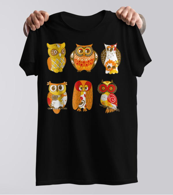 Retro Owls Yellow Orange Red Brown Colorful Vintage Aesthetic T-Shirt