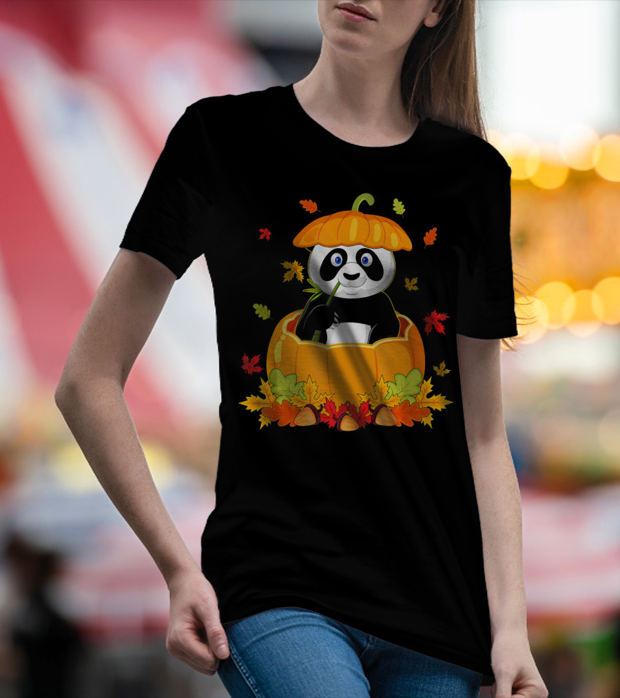Thanksgiving Panda In Pumpkin With Autumn Leaves T-Shirt