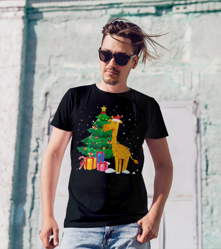 Santa Giraffe Christmas Tree Gifts Snowflakes T-Shirt