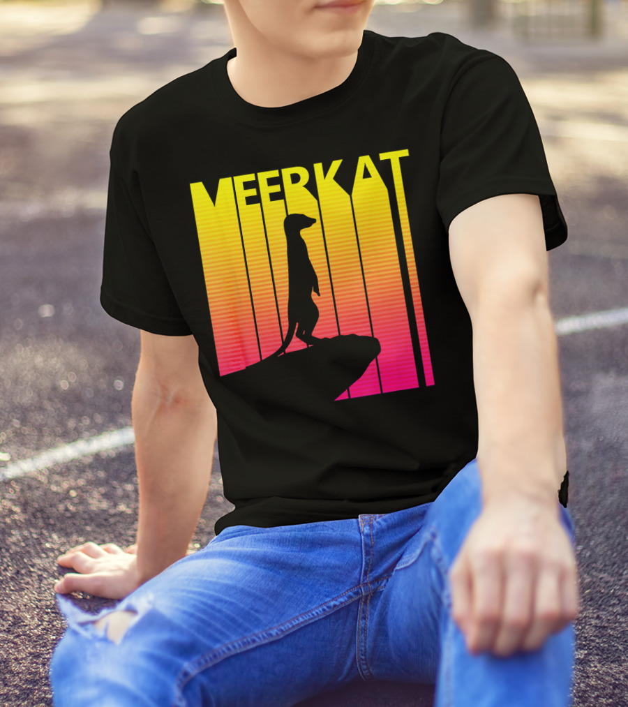 Meerkat Silhouette With Retro Sunset Gradient Background T-Shirt