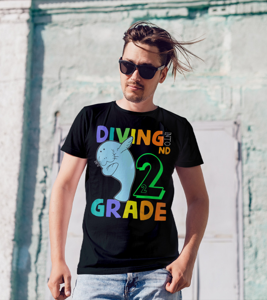 Diving Into 2nd Grade Manatee Dabbing Back T-Shirt