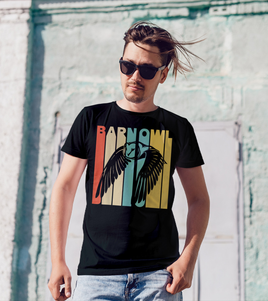 Vintage Barn Owl Retro Stripes T-Shirt