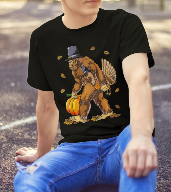 Bigfoot Pilgrim Turkey Pumpkin Leaves T-Shirt