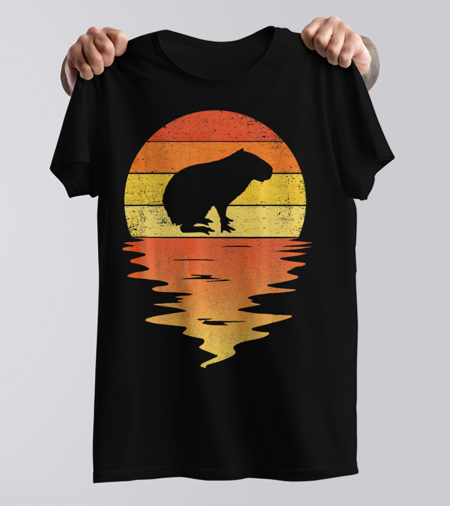 Capybara 70s Vintage Retro Sunset Silhouette Reflection T-Shirt