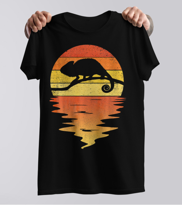 Chameleon 70s Vintage Retro Sunset Silhouette Reflections T-Shirt