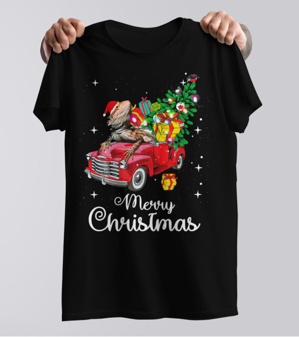 Merry Christmas Bearded Dragon Riding Red Truck With Gifts And Tree T-Shirt