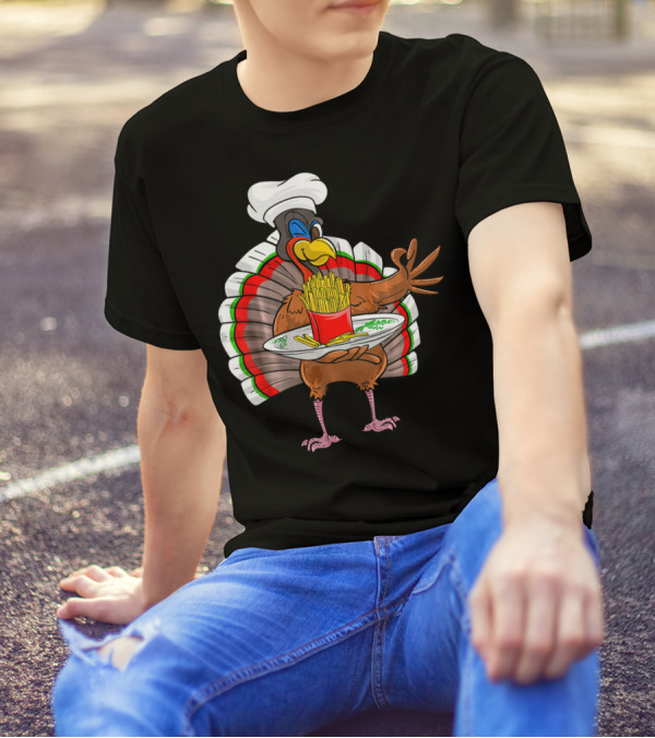 Cute Turkey Chef Serving French Fries With Tray T-Shirt