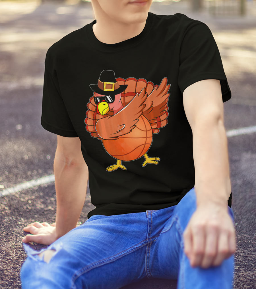 Dabbing Turkey Basketball Pilgrim Hat Thankful Thanksgiving T-Shirt