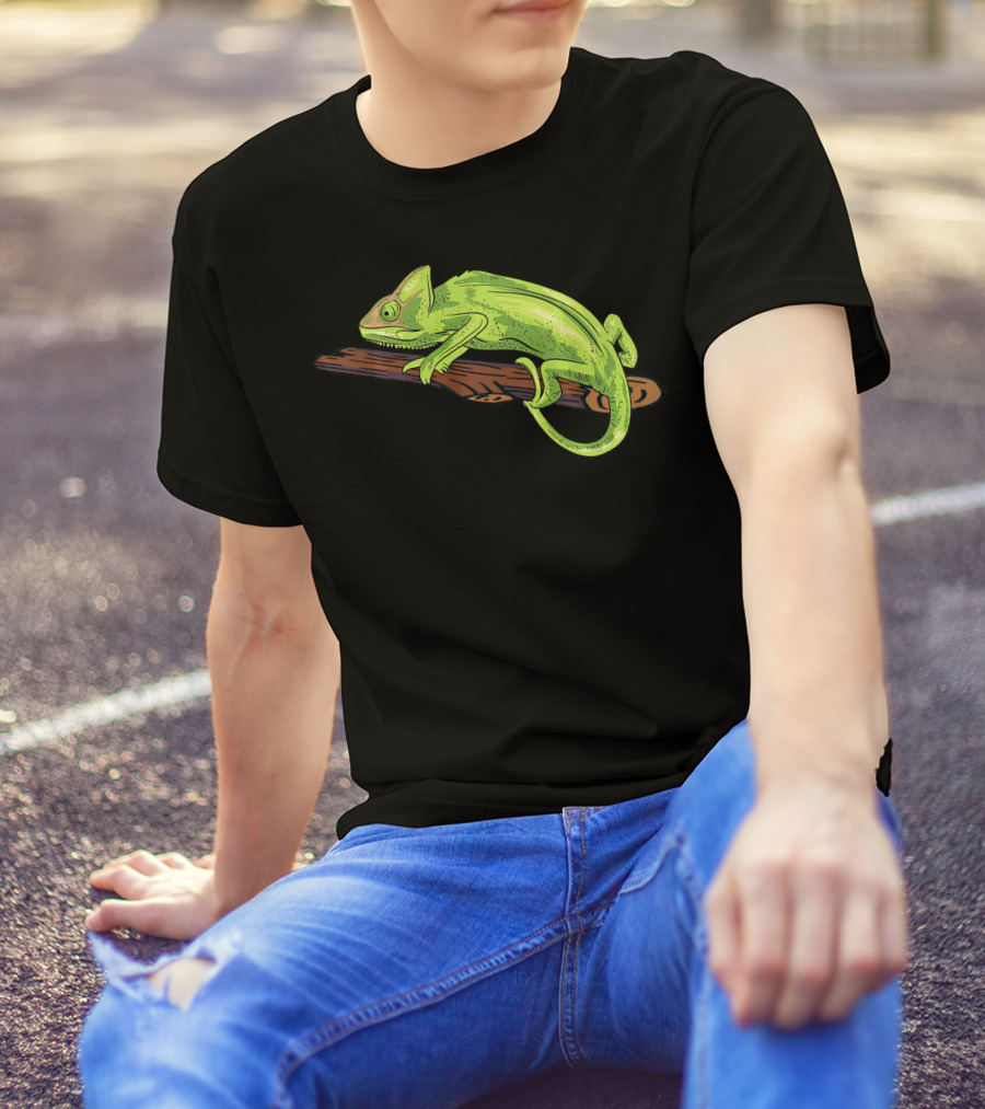 Classic Green Chameleon Lizard Reptile On Branch T-Shirt