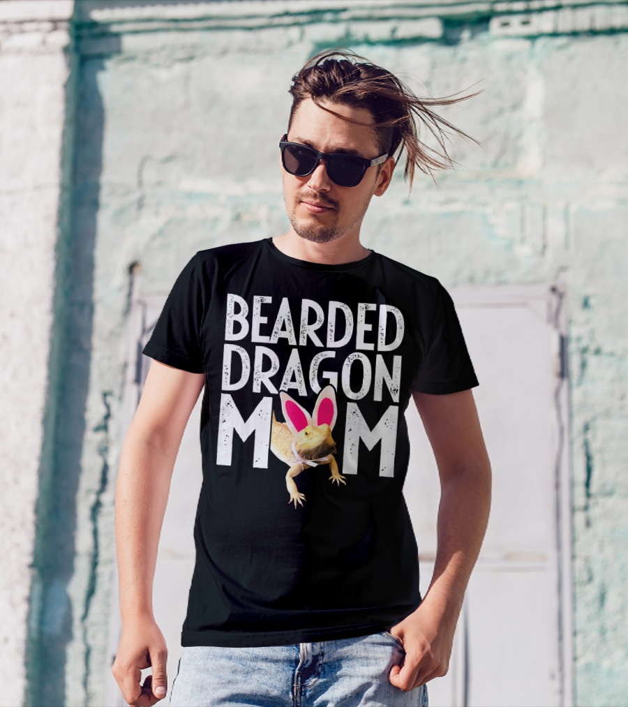 Bearded Dragon Mom Bunny Ears Funny Reptile Pet T-Shirt