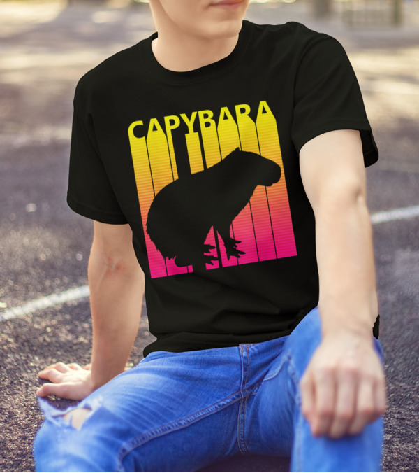 Capybara 1980s Retro Animal Lover T-Shirt