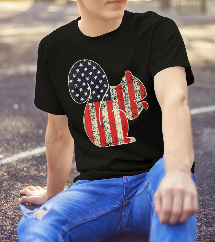 Funny Squirrel American Flag Patriotic T-Shirt