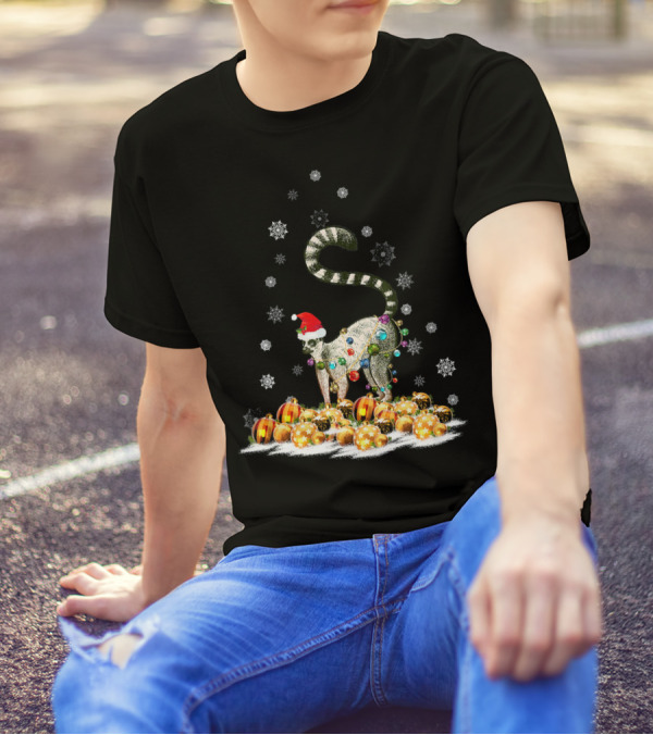 Funny Cute Lemur In Santa Hat With Christmas Lights And Snowflakes T-Shirt