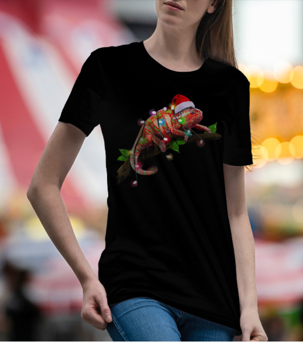 Chameleon Wrapped In Christmas Lights With Santa Hat T-Shirt