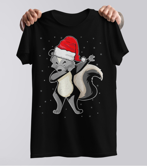 Funny Skunk Dabbing Santa Hat Snowflakes T-Shirt
