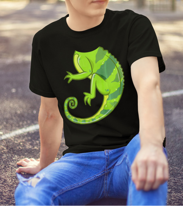 Funny Headless Chameleon Lizard Curled Tail Bright Green T-Shirt