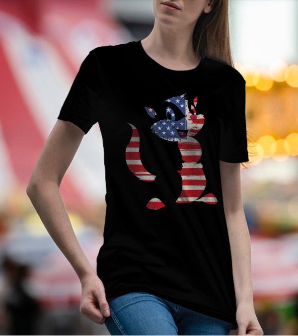Funny Skunk With American Flag Stripes T-Shirt