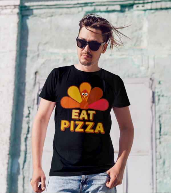 Turkey Eats Pizza Thanksgiving Humor T-Shirt