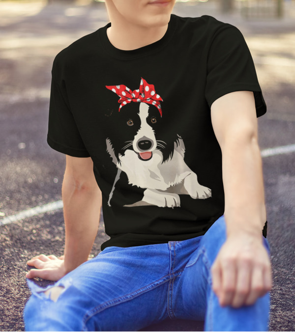 Funny Border Collie Mom Dog With Red Polka Dot Bandana T-Shirt