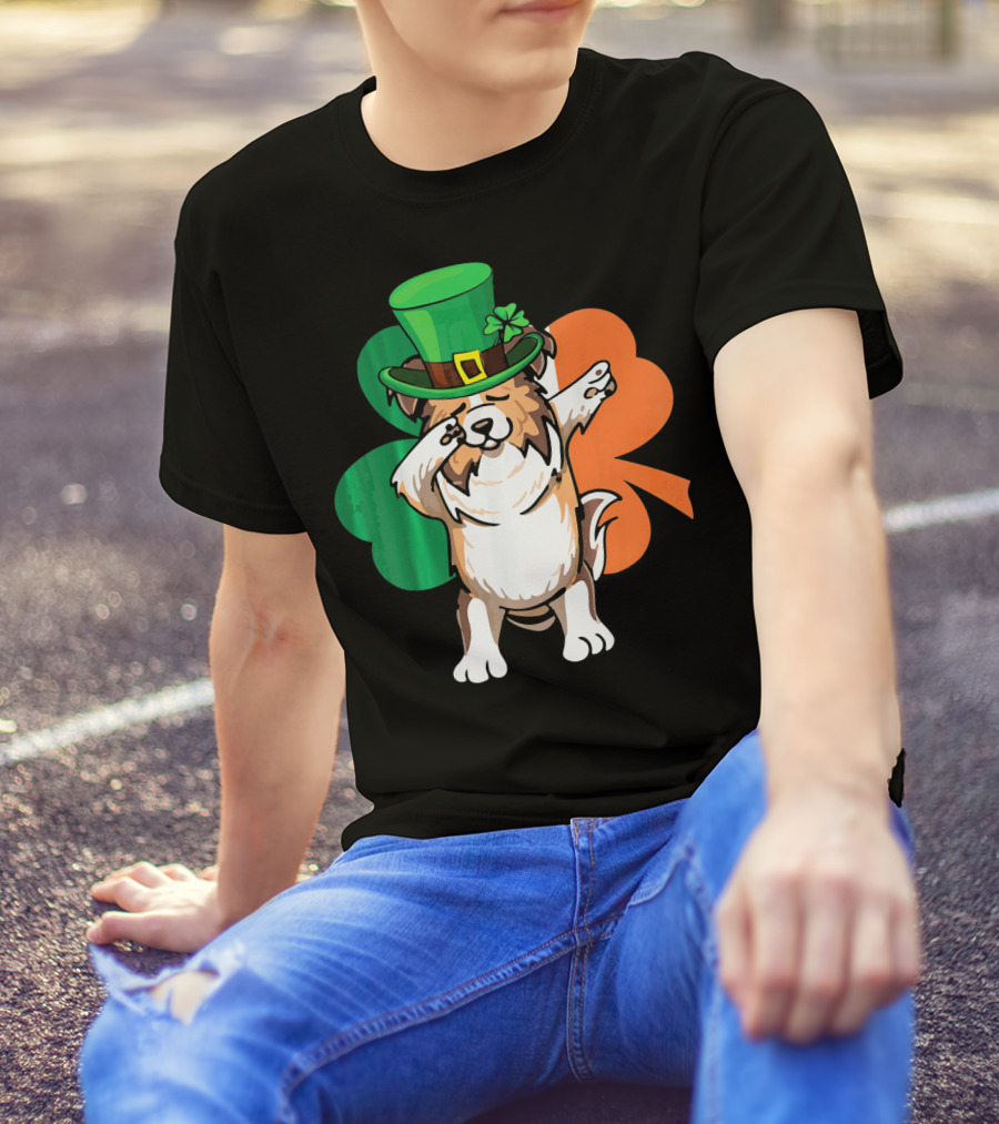 St. Patrick's Day Dabbing Sheltie With Shamrock And Leprechaun Hat T-Shirt
